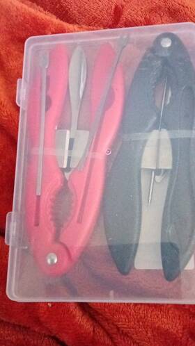 X0003ynx0fn Adorambling Mixed Tool Set 5 Pieces With Pliers In Box Red/black