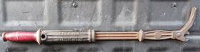 Na1l Bridgeport Hardware Vintage Mfg. Corp No. 20 Puller