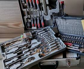 Brookstone 400001617373 102pc. Tool Chest New Set W Carrying Chrome Case