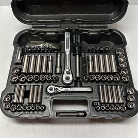 33596 Craftsman 95 Piece Mechanics Tool Set. Extras Included. Very Good Condition