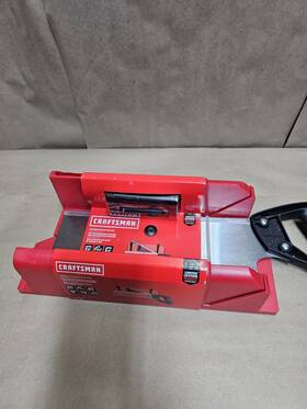 Craftsman 885911594509 14-in Blade X 2.5-in D High Impact Polypropylene Miter Box