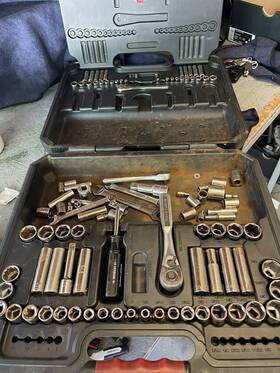 Cmmt82331 Craftsman Tools Standard Sae And Metric Mechanics Tool Set 111 Total