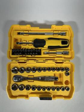 Dewalt 313116329331 Incomplete 1/4in Drive Sae And Metric Mechanics Tool Set 50-piece 49