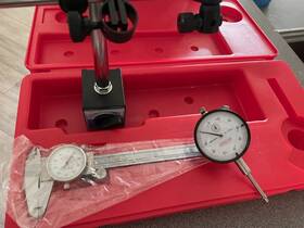 H3022 Grizzly Magnetic Base Dial Indicator Caliper Combo Set
