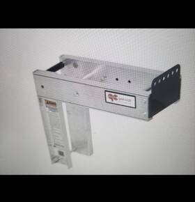 Guardian 012643020048 Qualcraft 2004 Ultra Work Bench Slightly Used