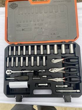 14900033 Harley Davidson Premium Hand Tool Kit Sockets Wrenches 63pc Blue Point