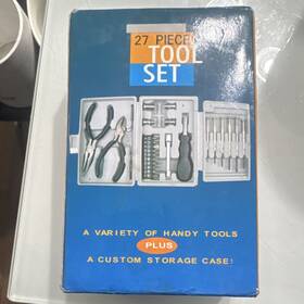 29412 Homelife Essentials 27 Piece Mixed Tool Set Hard Case Wire Cutters Pliers