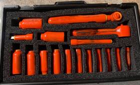 S2045170 Honeywell 17-piece Salisbury 1000v Insulated Ratchet/socket Set