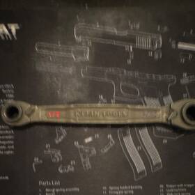 68215-j12 Klein Tools Milwaukee Handy Man Tool Set Box Case Level Pliers Wrench Bits