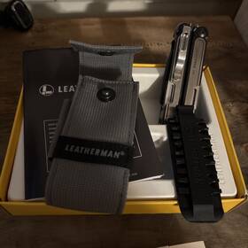 833074 Leatherman Arc Multi-tool Customizable Bit Driver Outside Accessible