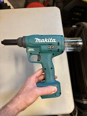 Xvr02 Makita 18v Rivet Gun