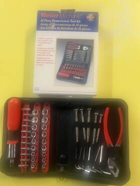 323-352 Master Mechanic 43 Piece Tool Kit Sockets Screwdrivers Pliers Hex Keys Case