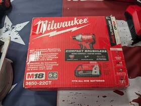 3650-22ct Milwaukee M18 18v Brushless Cordless Impact Driver Kit With 2 Batteries