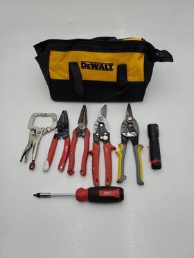 48-22-4510 Milwaukee Lot Of 7 Hand Tools Including Aviation Snips/wire Stripper/screwdriver