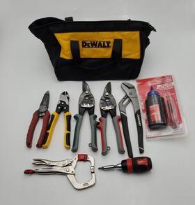48-22-3993 Milwaukee/dewalt/husky/anvil Lot Of 8 Assorted Brand Hand Tools Including Milwaukee/husky/dewalt/anvil