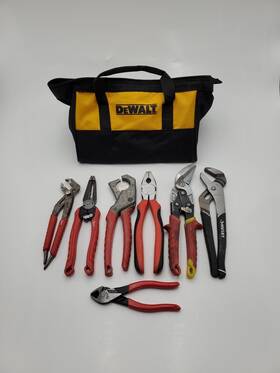 48-22-4532 Milwaukee/ Husky Lot Of 7 Milwaukee/husky Hand Tools Including Aviation Snips/pex Cutter