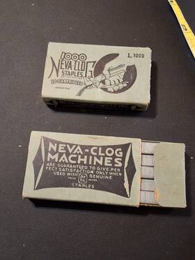 L-1000 Neva Clog Vintage Neva- Staples 2 Boxes 2000 Total Rare
