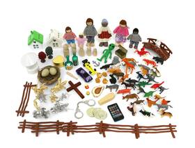 Playtherapysupply 758114960368 Sandtray Play Therapy Basic Starter Kit - 100 Pieces