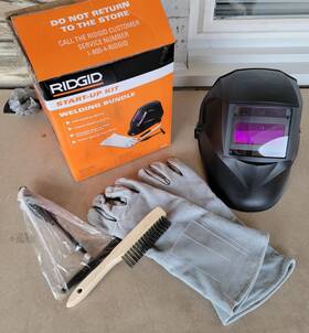 Ridgid 850051990078 Welding Accessories Start Up Kit Helmet Gloves Chipping Hammer Brush