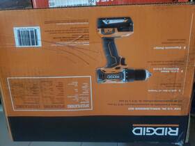R860010k Ridgid 18v Cordless 1/2 Inch Drill/driver Kit 2.0 Ah Battery Charger