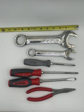 Snap-on Shdcp81r Snap-on 6pc Mixed Tool Set Wrenches Screwdrivers Pliers Sae/metric Chrome
