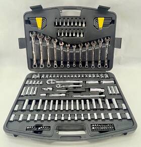 He1044776 Stanley 076174991086 149 Pc Mechanics Sae/metric Tool Set