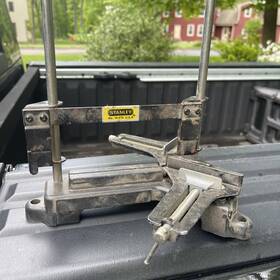 19-275 Stanley Homeowners Picture Framer Angle Frame Maker