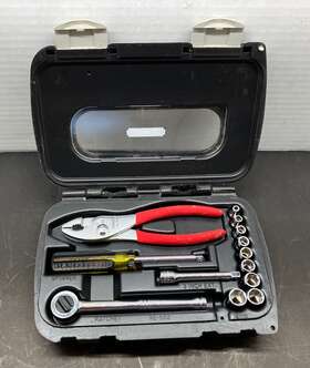 92-522 Stanley 13 Piece Tool Set