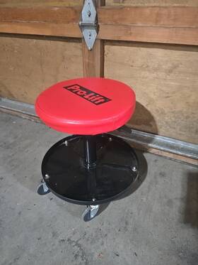 C-3001 Stens Pro-lift Pneumatic Chair Stool With Tool Tray 300lbs Capacity 5 Casters