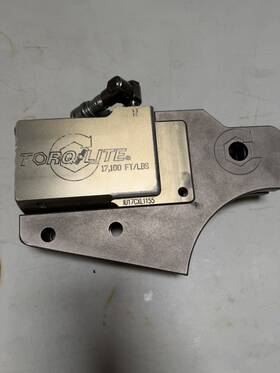 Iu-17xl Torqlite Hydraulic Low Pressure Wrench And Ratcheting Head 10 000 P.s.i