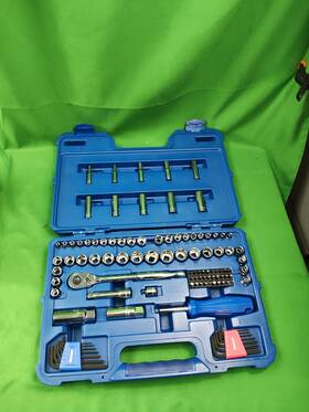 C-102pc Westward 3fe99 Socket Wrench Set 1/4 Inch 3/8 Dr 102 Pc