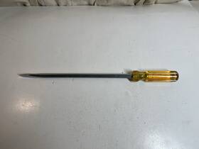Ds-12 Williams Vintage 15.5 Inch Long Flat Tip Yellow Screwdriver Made In Usa