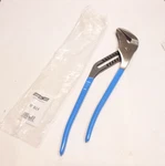 Channellock 20 1/4'' Bigazz Tongue And Groove Pliers 5 1/2" Jaw Opening 480. Fixed Price $82.33.