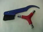 Park Tool GSC-1 Gear Clean & 6/8/10MM Y Wrench. Fixed Price $15.00.
