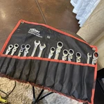 Hyper Tough 12-PIECE Standard Flex Head Ratchet Wrench Set, Hand. Fixed Price $31.20.