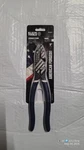 Klein Tools D213-9NE74 Limited Edition 9" Linemans Pliers Old Glory Us Flag. Fixed Price $171.50.