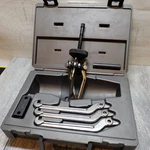 Mac Tools Cone Type Puller Set 2/3 Way Model PJP6024 W/ Case. Fixed Price $108.80.