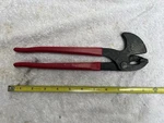 Crescent NP11 Nail Pulling Pliers W/rolling Leverage Head. Fixed Price $18.99.