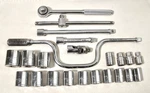 Vintage Duracraft 23-PC. 1/2" Drive 12-POINT Sae Socket Ratchet Wrench Tool Set. Fixed Price $30.00.