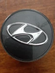 Hyundai Calligraphy Wheel Center Cap Oem 52960-3K210/52960-3S110 Great Condition. Fixed Price $8.00.