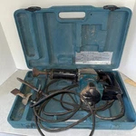 Makita HK1810 Power Scraper Electric 3 Chisels Case Works Video Jack. Fixed Price $138.25.