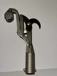 "the Bull" 1.75" Pruner Head W/bolt (single Pulley). Fixed Price $120.00.