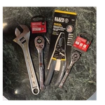 Craftsman Ratchets & 10IN Adjustable Wrench + Klein 1009-SEN Stripper 4PC. Fixed Price $65.65.