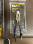 Klein Tools D201-7NE Lineman's Pliers, New England Nose, 7-INCH. Fixed Price $43.19.