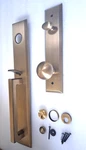 Grandeur 849487 One-piece Handleset W Grip Fifth Avenue Knob Vintage Brass. Fixed Price $384.02.